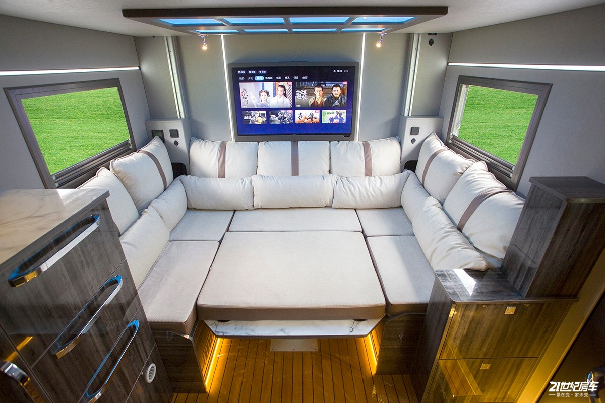 重汽房车汕德卡四驱,man底盘汕德卡