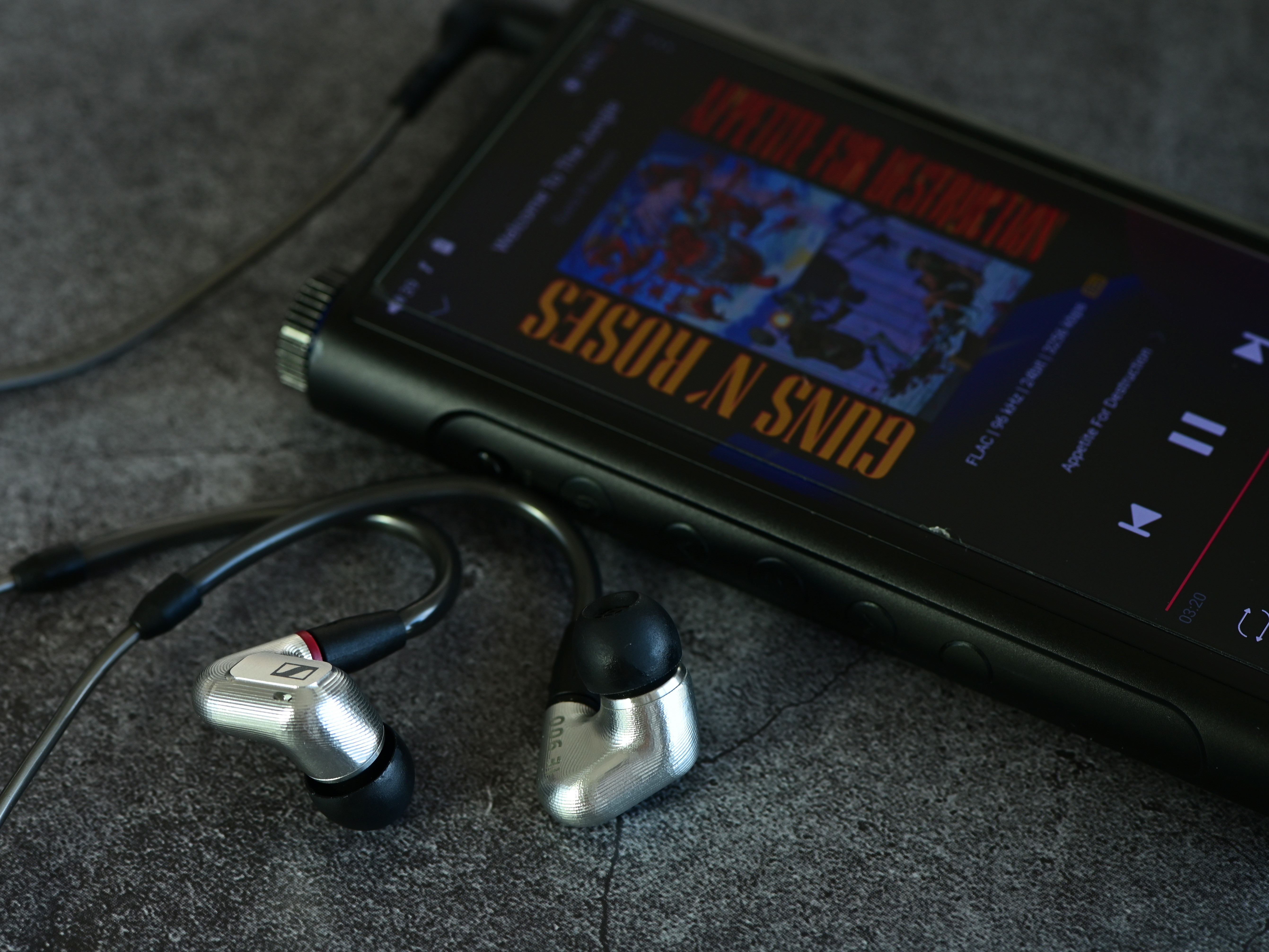 森海塞尔ie900值得买吗,达音科禅与森海塞尔ie900比怎么样