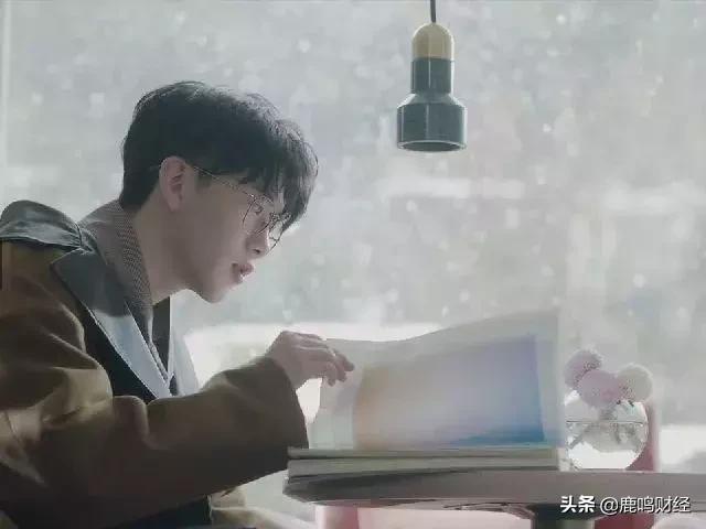 从新浪博客转到头条,从公众号到短视频的转型