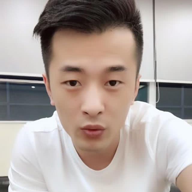 网红捐1亿5000万 (网红捐1.5亿后续)