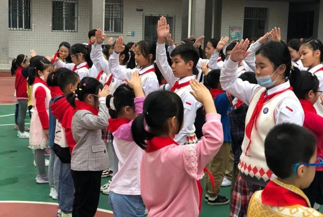 你好红领巾活动方案和总结,红领巾小学生入队仪式新队员发言