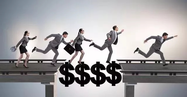 一年赚30万应该什么样生活,一年赚30万每天赚多少