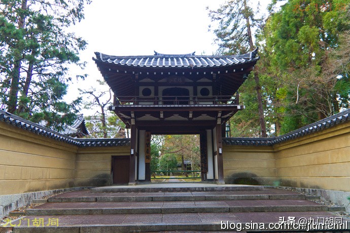 京都大德寺的庭院,织田信长墓地图片大全
