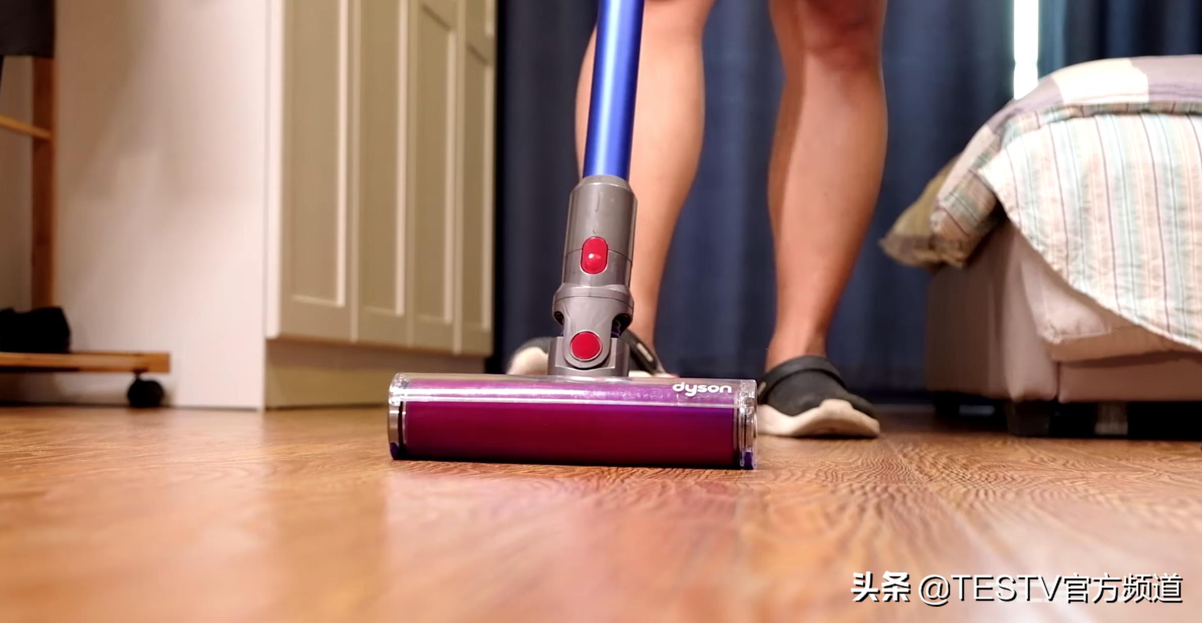 戴森吸尘器v12和v15测评 (戴森v10手持无线吸尘器测评)