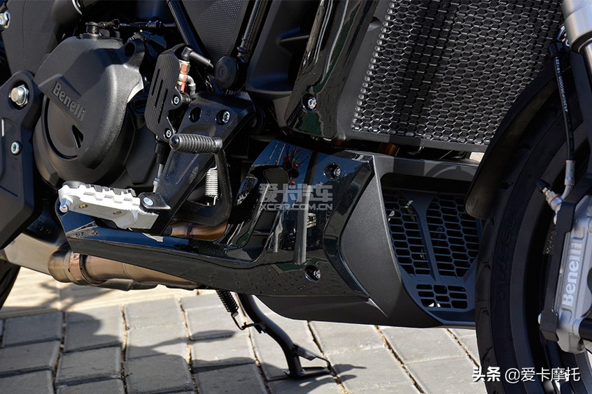 2023年贝纳利502新款图片,贝纳利502c改杜卡迪大魔鬼排气