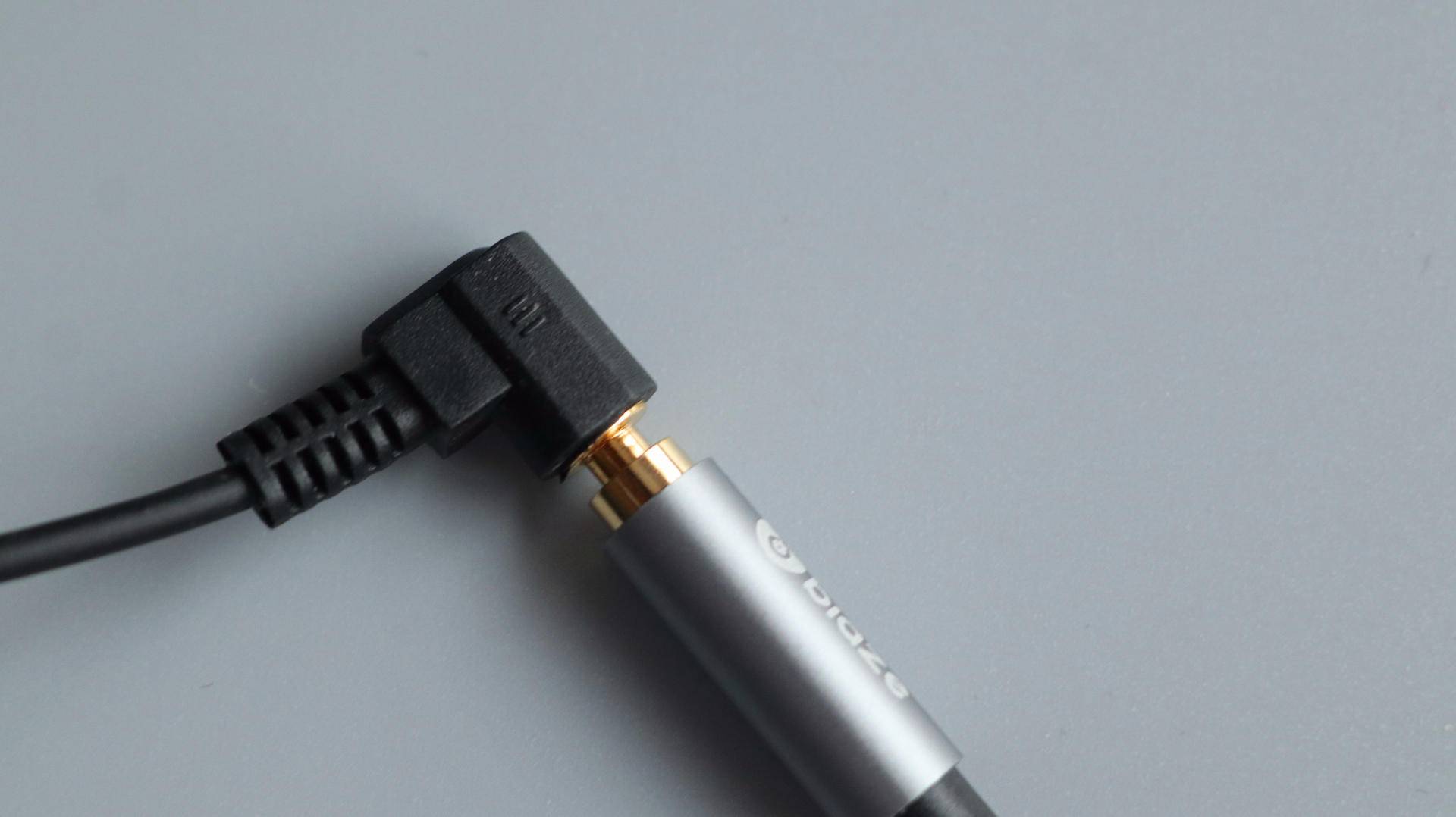 通过专业话筒让短视频月入10W的秘密，毕亚兹耳机转换头