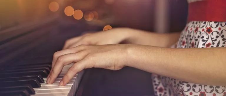 拜厄到底要不要弹,拜厄钢琴基本教程第100首教学讲解