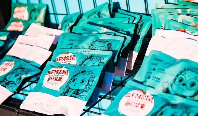 零食品牌三巨头,零食三大巨头一年纯利润