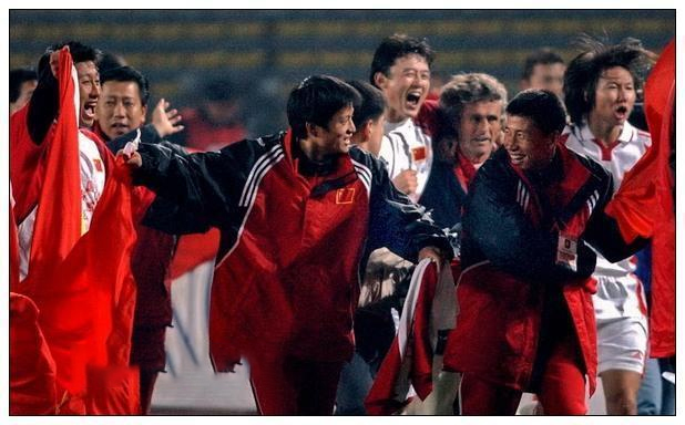 涓婃捣鐢宠姳鎴栭伃瓒冲崗闄嶇骇閮濅紵,闄堟稕澶哄啝