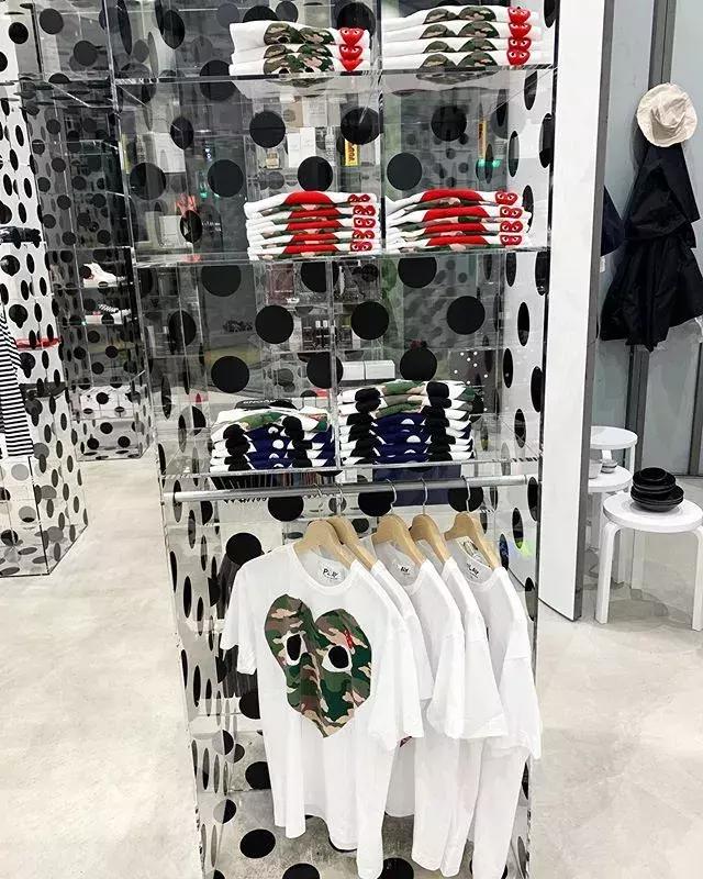 女人的衣柜永远都缺一件新衣服,女人的衣柜里永远缺一件衣服视频