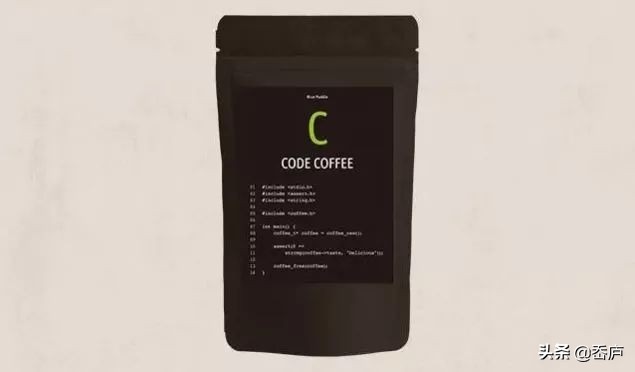 星巴克魔幻美人鱼、MUJI色卡饮料、复刻名画的甜品，让你一秒入夏