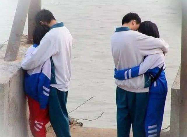 家长发现草莓印怎么办,女儿脖子上有红痕家长该怎么引导