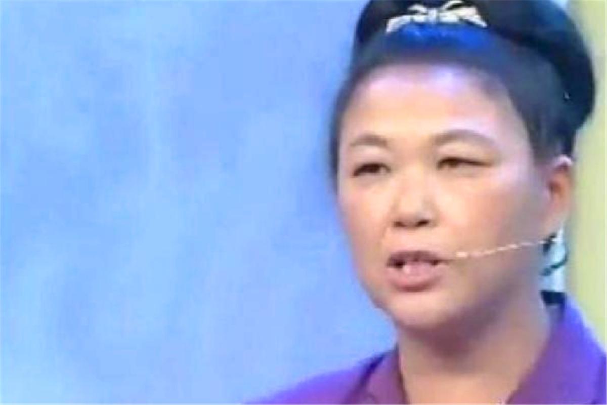 大姐带夜明珠鉴宝专家让上交,夜明珠鉴宝真实视频