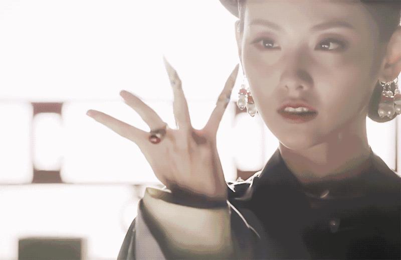 热巴古装舞蹈刘诗诗,热巴刘诗诗红毯展民族风韵