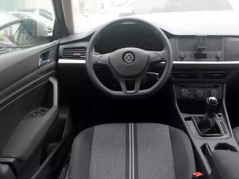 秦pro和朗逸哪个更值得买,秦pro和朗逸燃油版