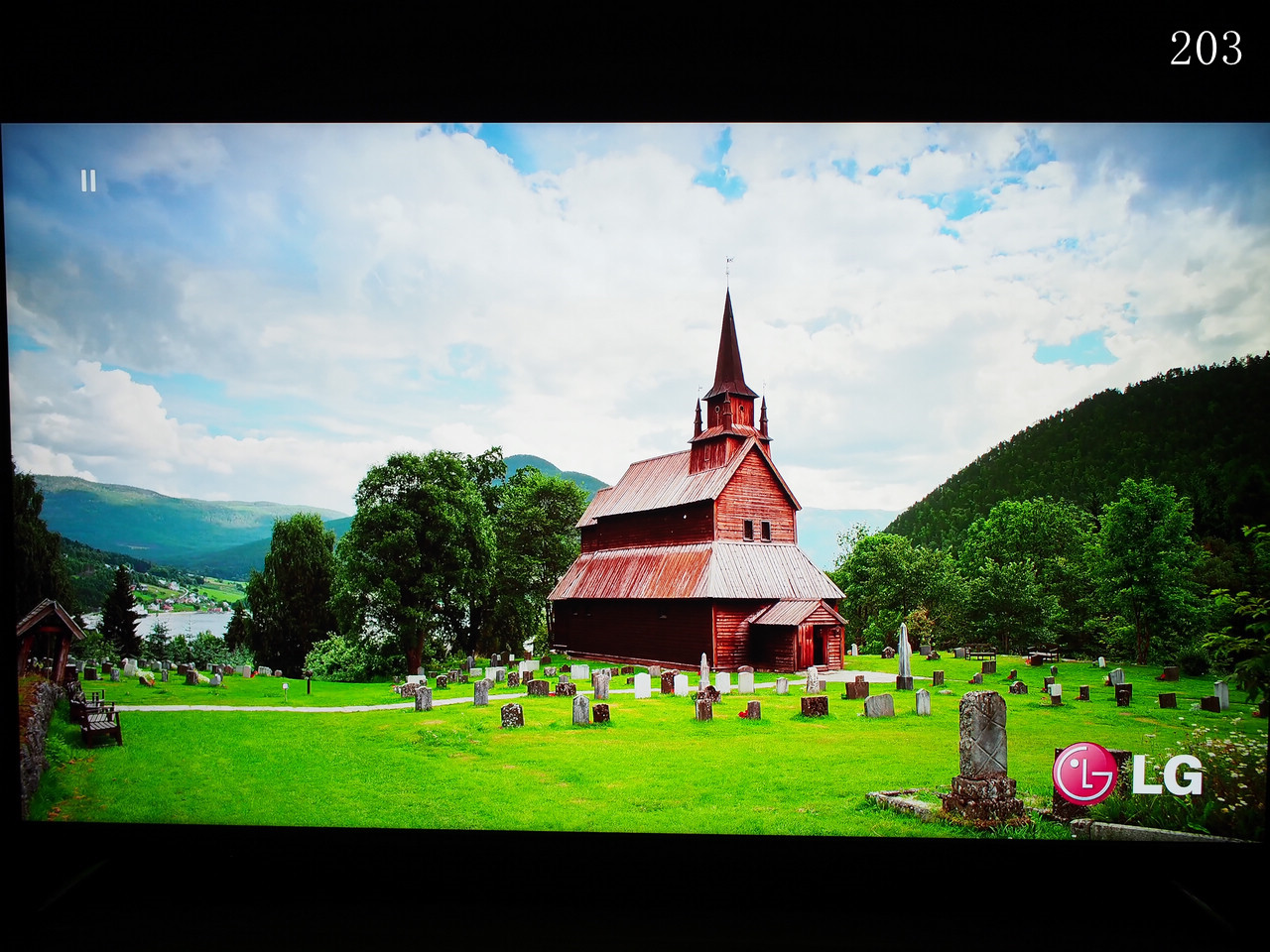 音画俱佳，操控稍弱——先锋UDP-LX500