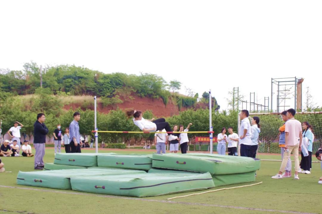 飒!123张图,带你“动+静”看赛场