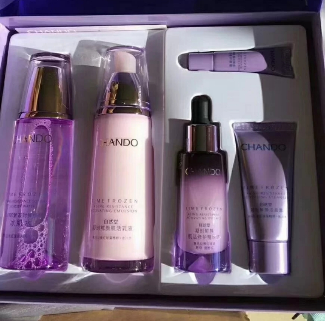 百雀羚补水保湿水乳推荐哪款,最受欢迎的水乳套装排行榜