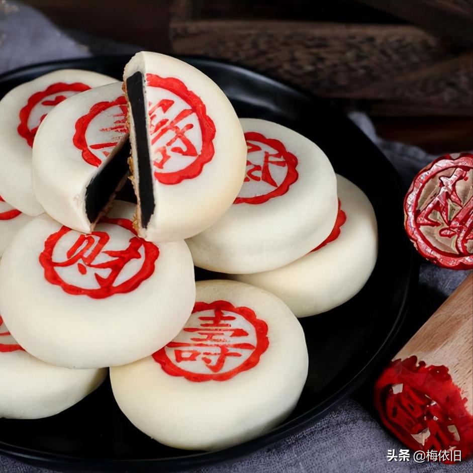 什么地方的月饼最有名最好吃,中秋月饼哪个村做的好