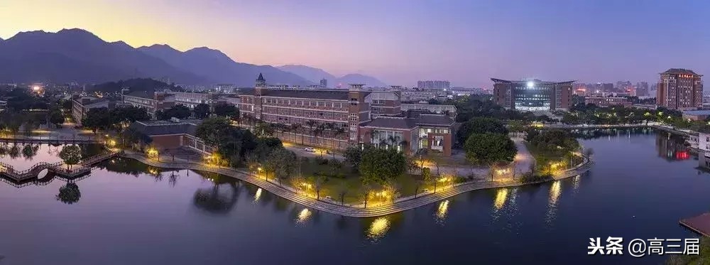 学校和专业到底哪个更重要,冲学校和冲专业哪个更重要