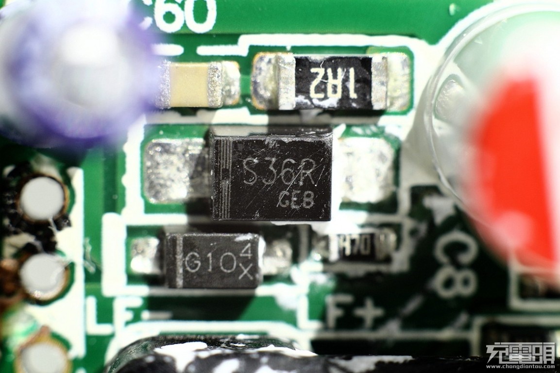 oppo闪充线拆解,oppo闪充65w充电器