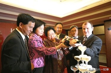 富华陈丽华视频,富豪陈丽华富华国际