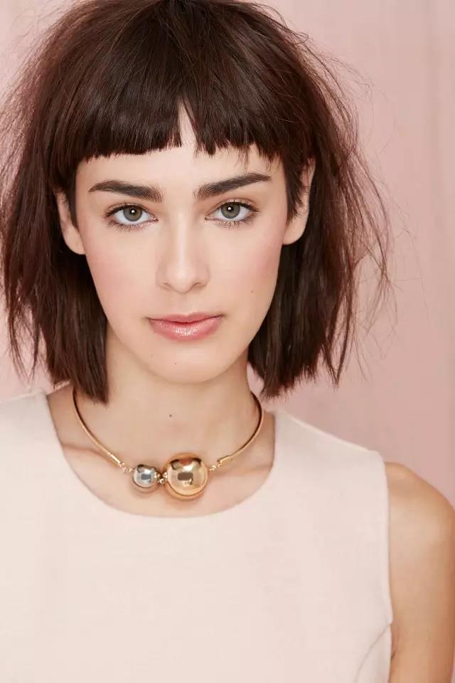 适合学生党不看脸型就能剪的刘海,在家就能剪的修饰脸型刘海