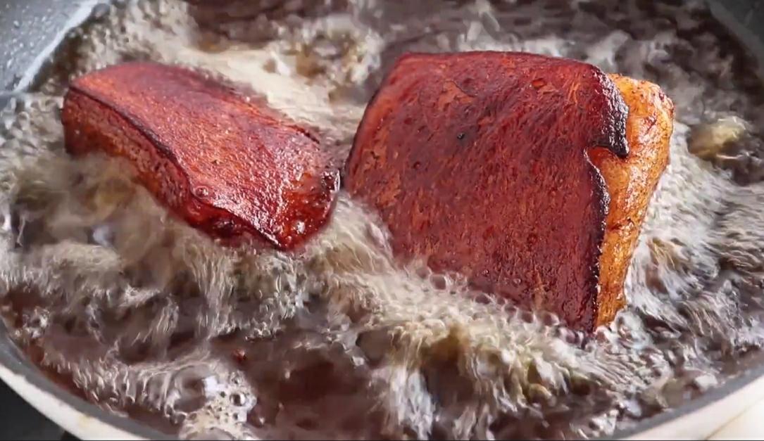 炸扣肉起泡正确做法,炸扣肉怎么做简单又好吃