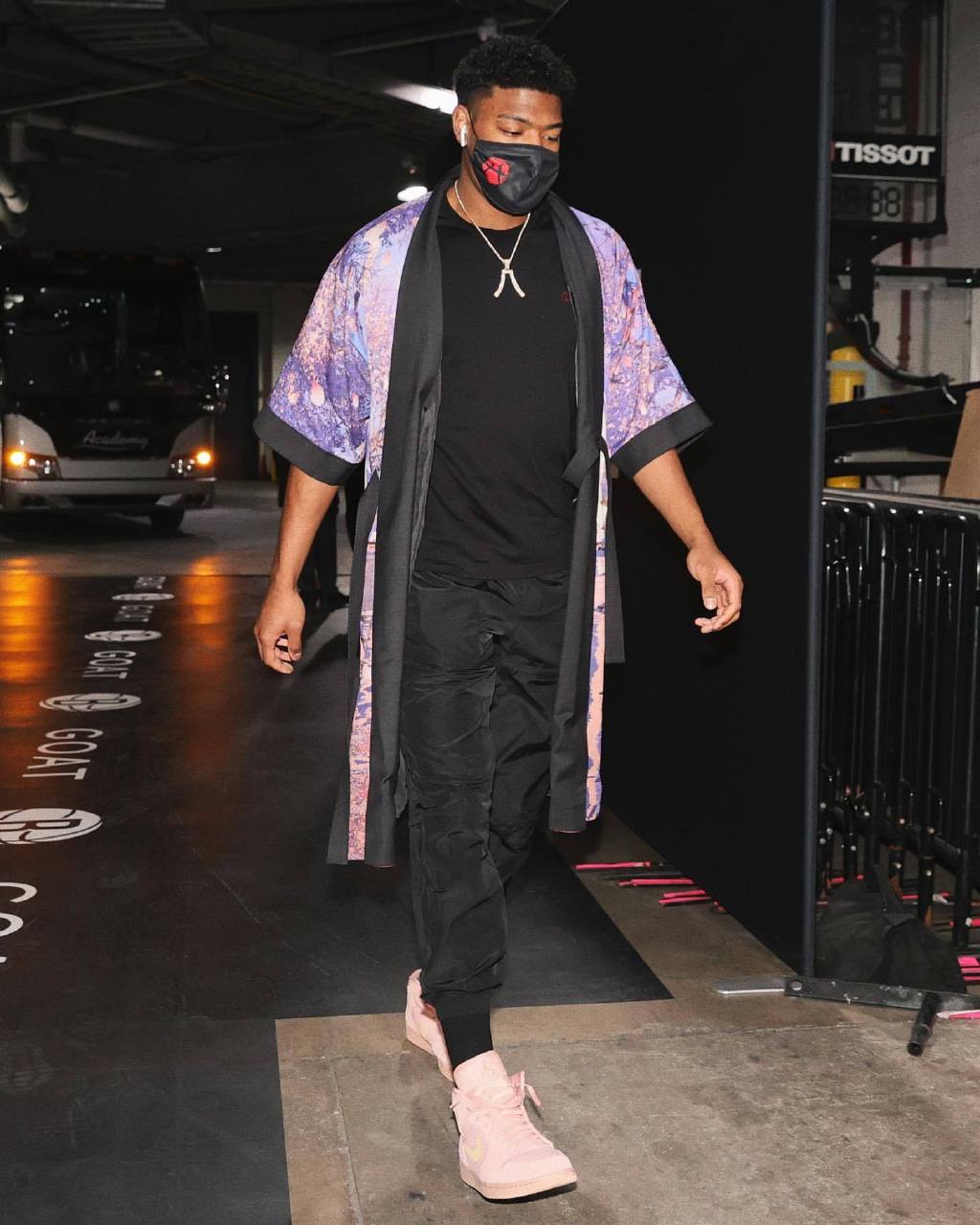 aj34八村塁樱花实战测评,aj35八村塁版本测评