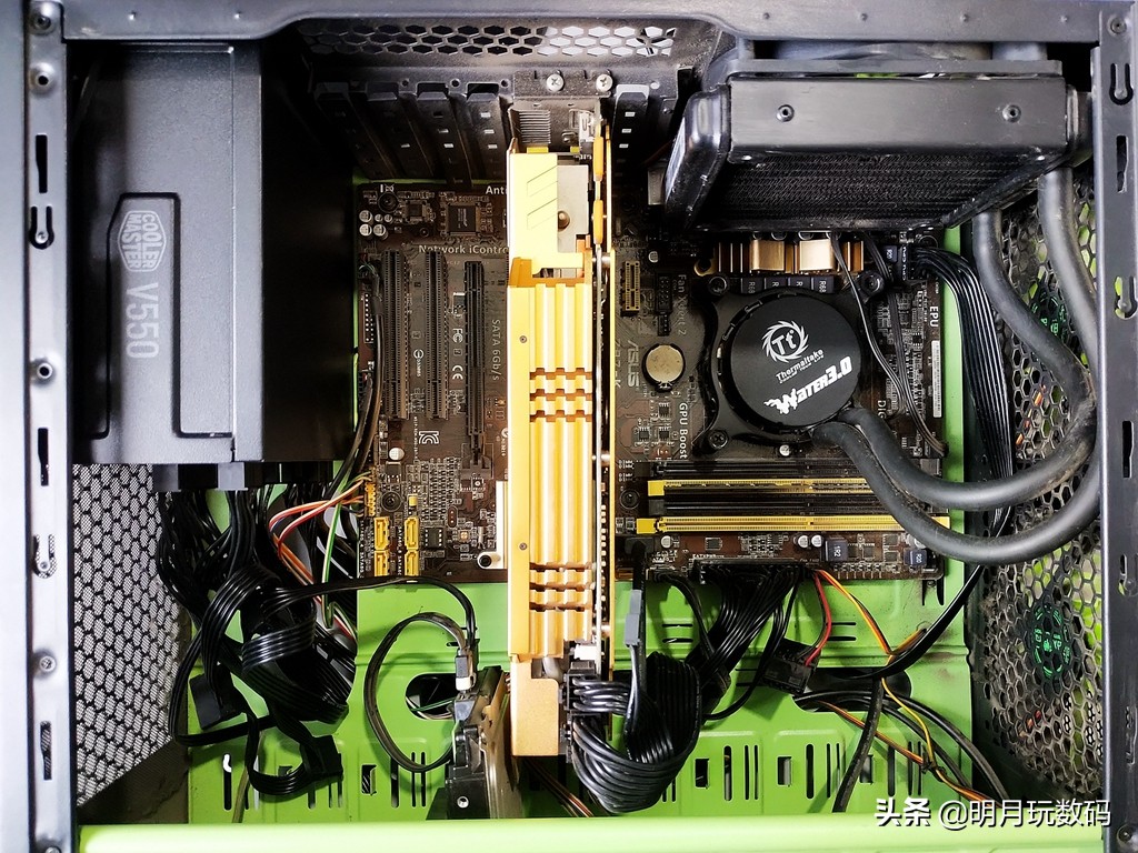 酷冷至尊v650电源,酷冷至尊mwe550v2电源怎么样