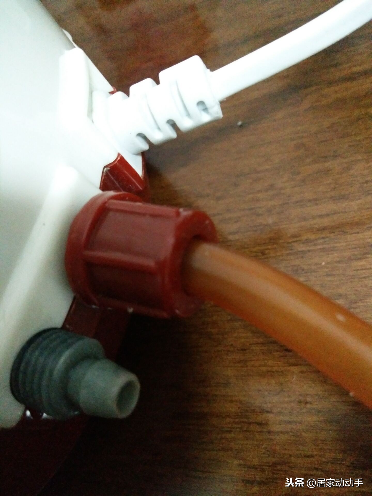 水热毯漏水用什么胶,水热毯漏水怎么补救