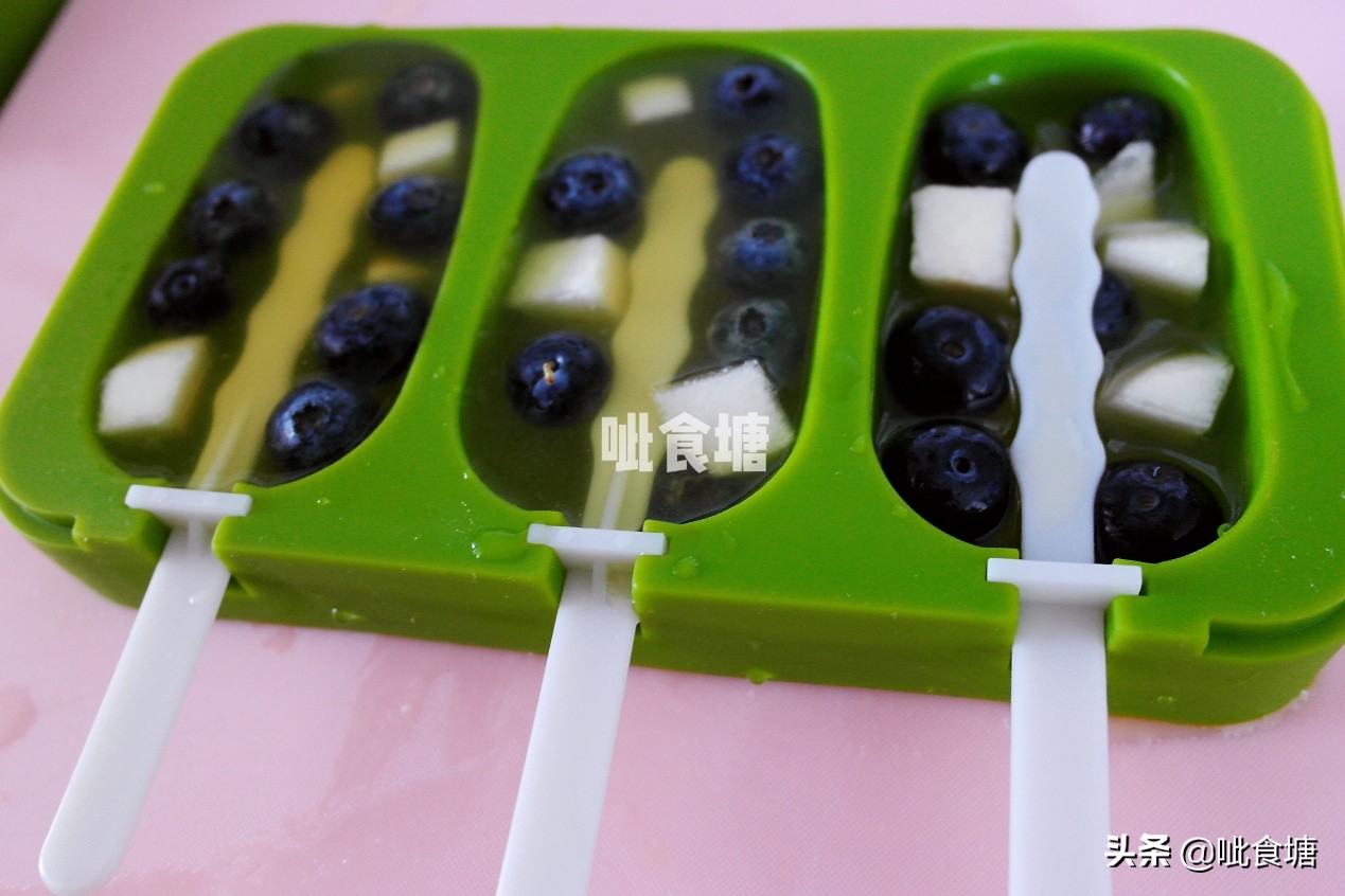 在家自制水果冰棍最简单做法,自制冰棍儿童简易做法无冰渣