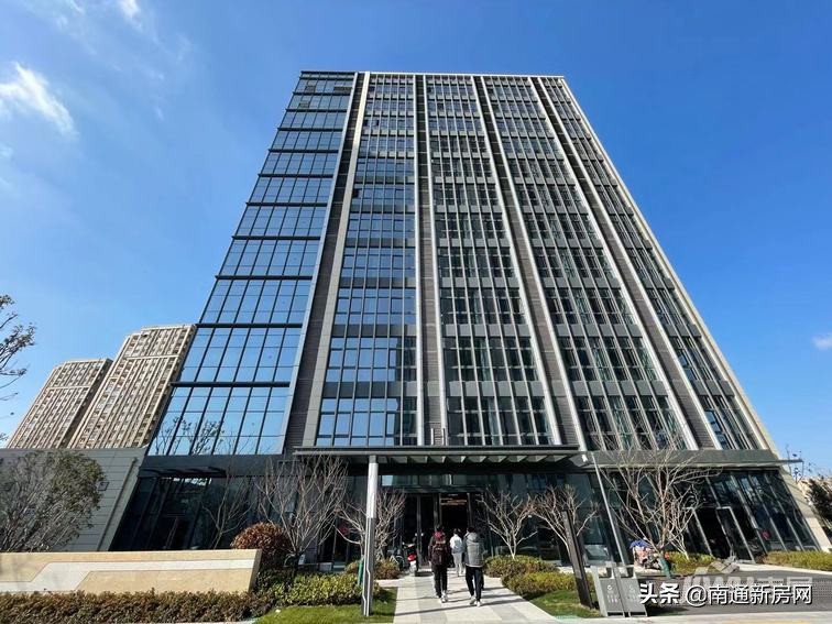 只剩最后一栋楼没修会烂尾吗,星光域公寓出售