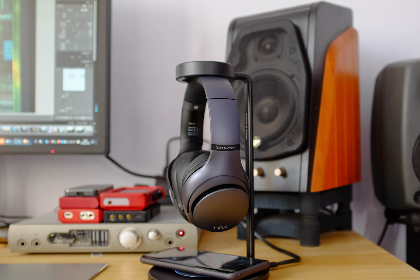 惠威旗舰耳机,惠威耳机aw-85深度评测