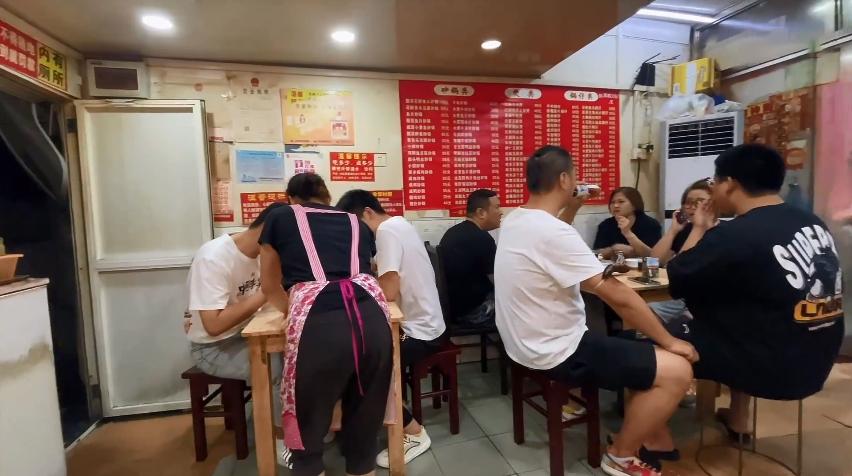 上海深夜苍蝇馆子,苍蝇馆子变网红上海最好吃江西菜