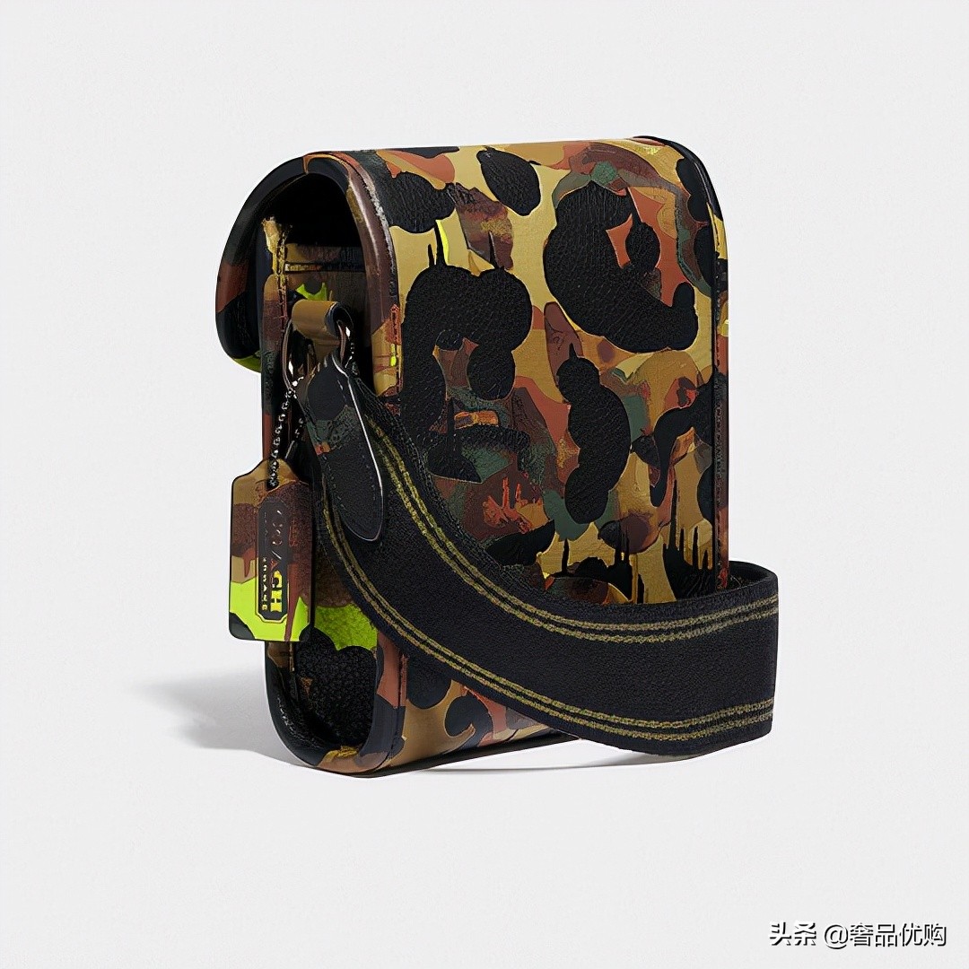 coach迷彩外套,coach最新早秋款卫衣