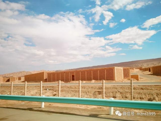 去库木塔格沙漠的感受,去新疆库木塔格沙漠最佳时间