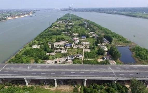 类似于橘子洲的江心洲有哪些,南京江心洲长沙橘子洲