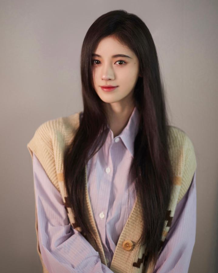 鞠婧祎冯提莫综艺节目视频,冯提莫身高vs鞠婧祎身高