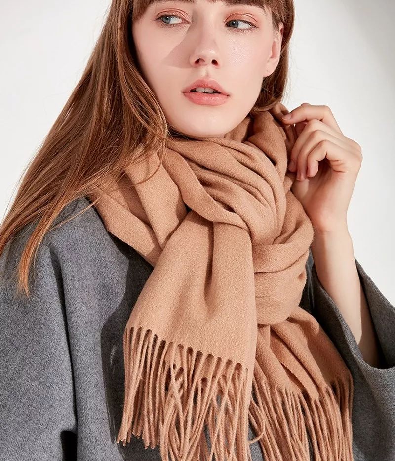 方脸发型女2020流行发型不烫染,方脸有救吗