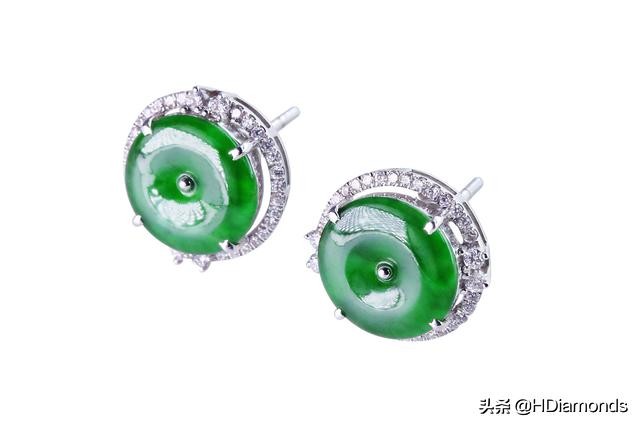 翡翠项链摔坏要赔一千多万视频,顾客摔坏了手镯怎么赔偿