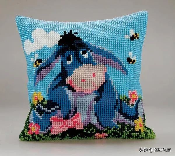 旧物利用!毛线用不完就用来刺绣,这才是十字绣最让人佩服的绣法