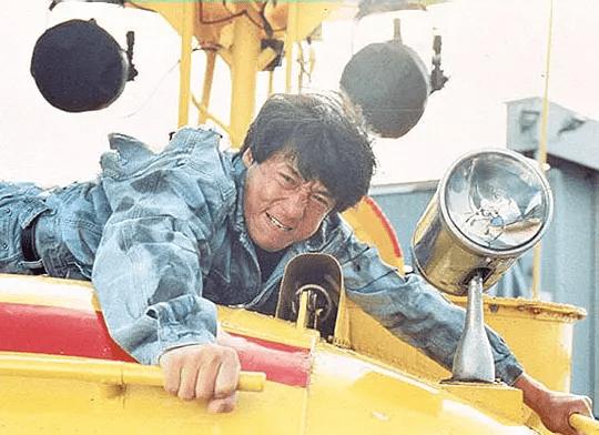 吴京与甄子丹巷战的电影,甄子丹吴京全部电影完整版