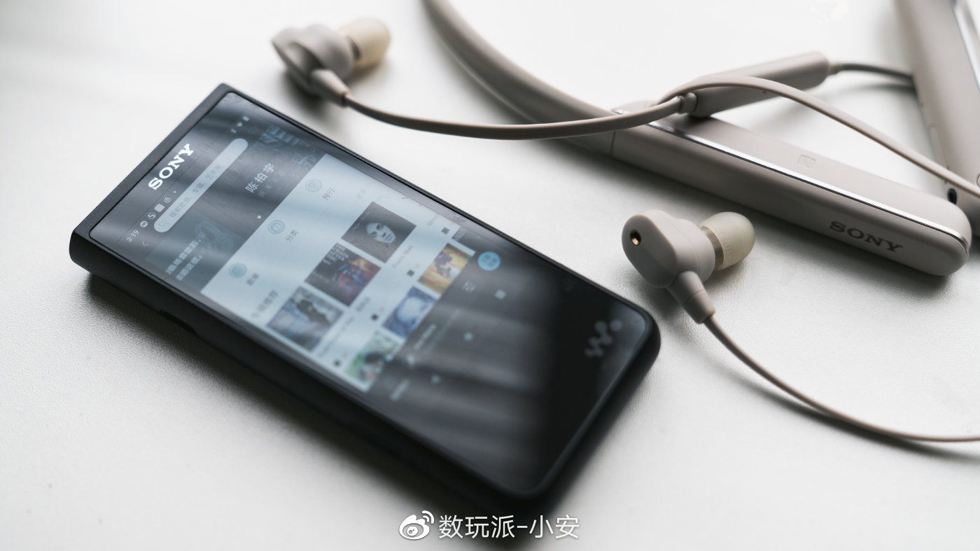 绱㈠凹闄嶅櫔鑰虫満1000xm2鍜屼笁浠ｇ殑瀵规瘮,绱㈠凹鑰虫満wi1000xm2璇勬祴