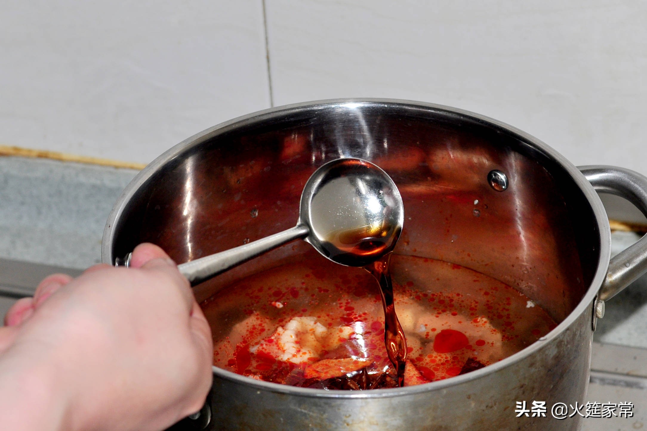 让人食欲大增的辣椒拌饭,牛肉盖浇饭很好吃