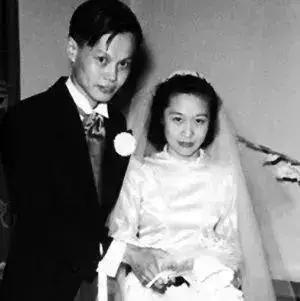 杨振宁对翁帆改嫁的事情怎么看呢,翁帆嫁给大自己54岁的杨振宁原因