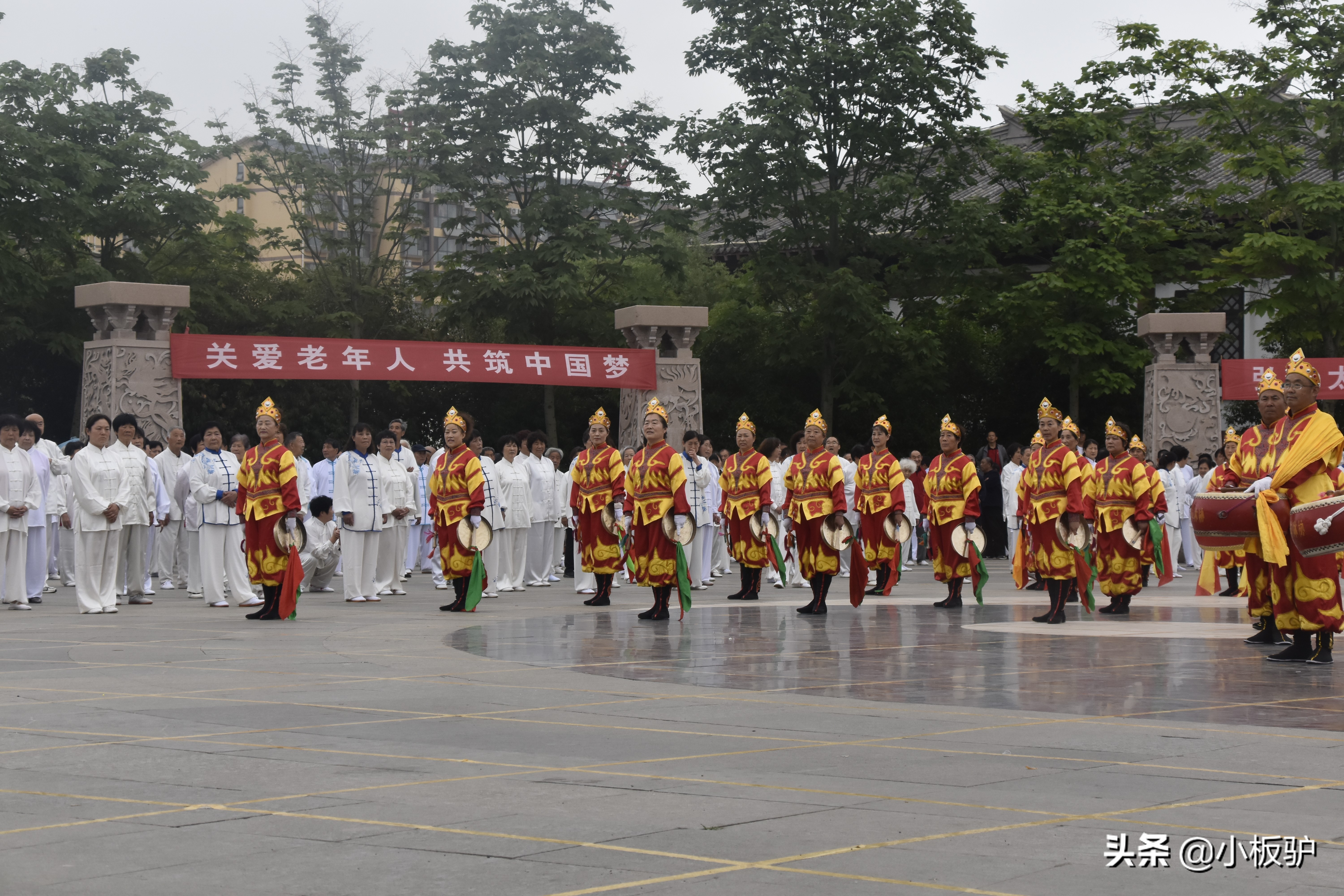 激情锣鼓表演,秧歌威风锣鼓表演完整版