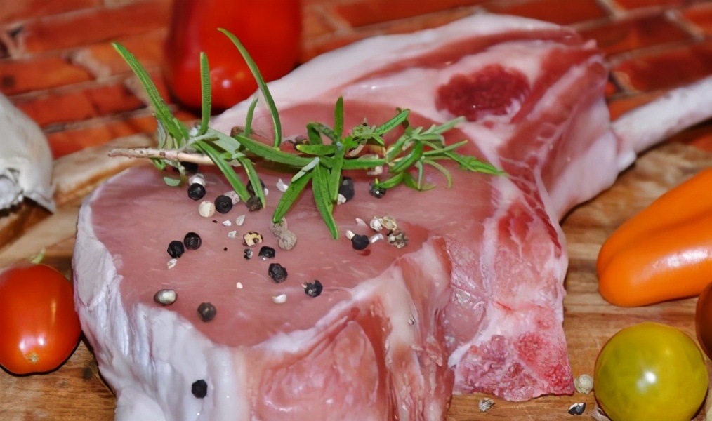 猪肉买哪个部位的肉最好最嫩,买猪肉肥而不腻