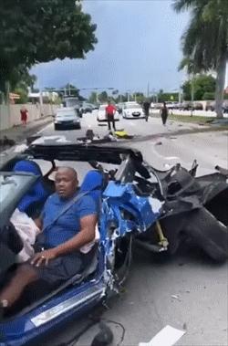 搞笑gif图这停车技术真不是盖的,汽车幽默搞笑gif图