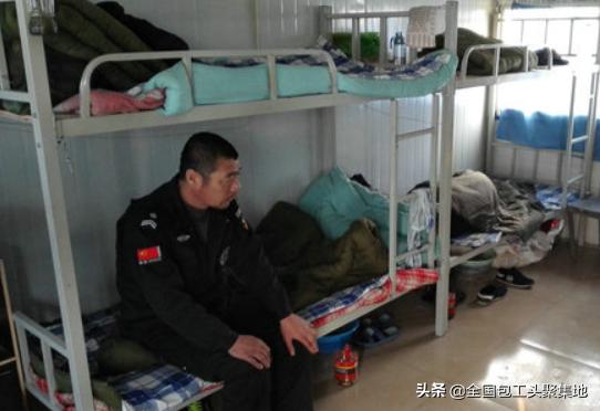 城里人为什么不愿意当建筑工人,为什么说当保安都不要去工地搬砖